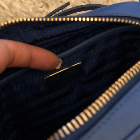 Authentic Prada Saffiano Camera bag Royal Blue - Picture 4 of 8